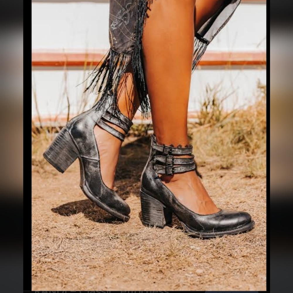Freebird by Steven Randi Distressed Black Gray Leather Straps Zip Block Heel 7